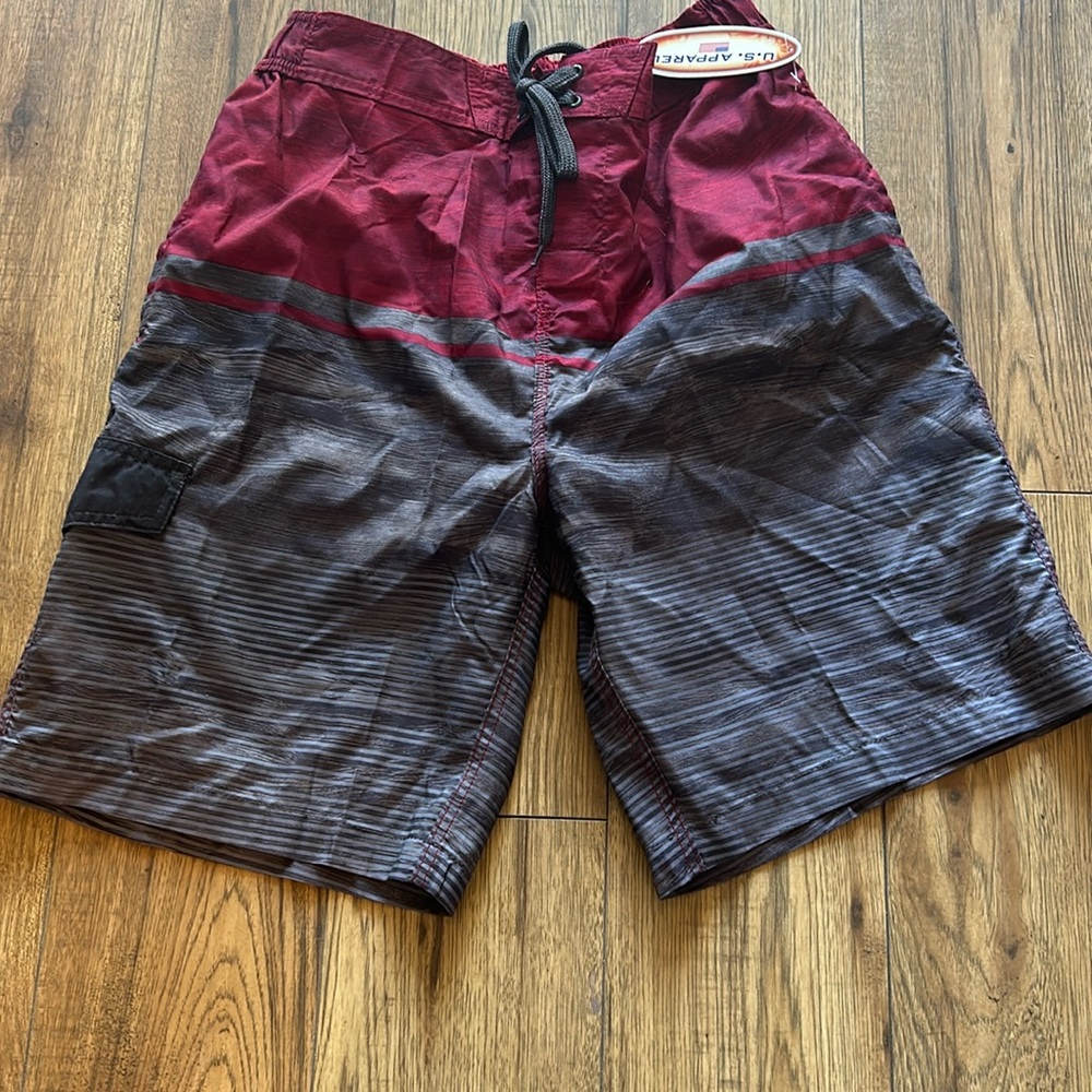 Men’s U.S. Apparel Swim Shorts Sz M NWT